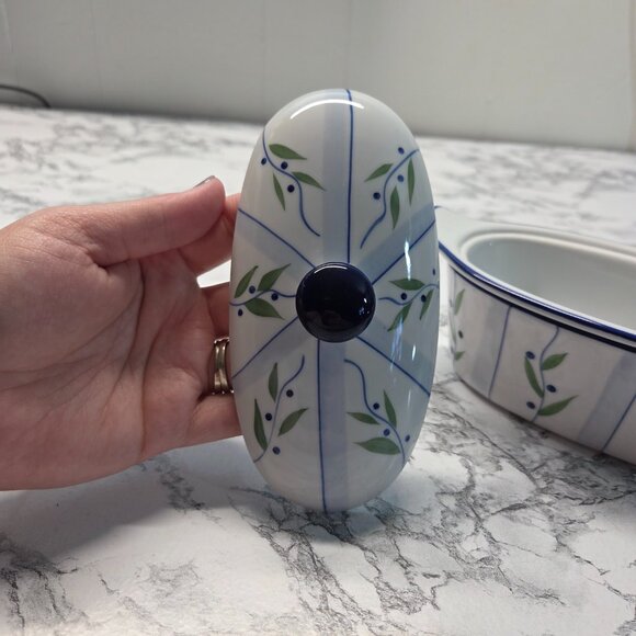 Butter Boat Cook Street Inc. Oval Boat With Insert / Lid Floral Striped - Picture 9 of 12